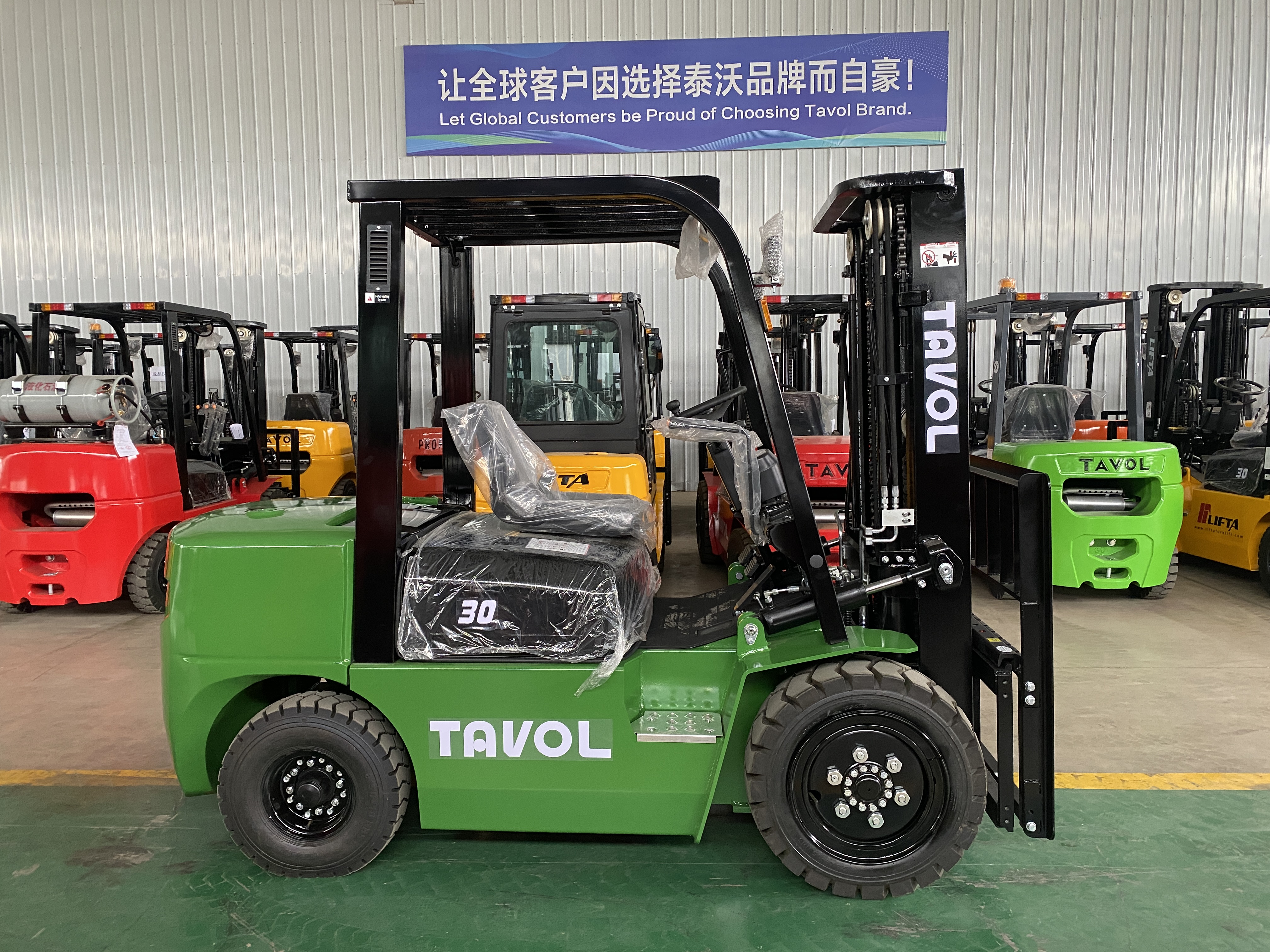 TAVOL 3T Diesel Forklift