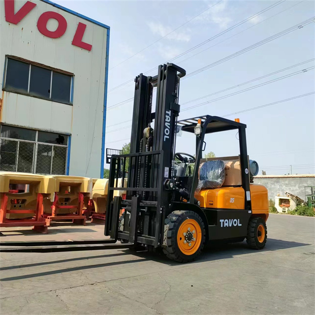 3.5ton LPG Imported Engine Fuel Powered Gasoline Forklift