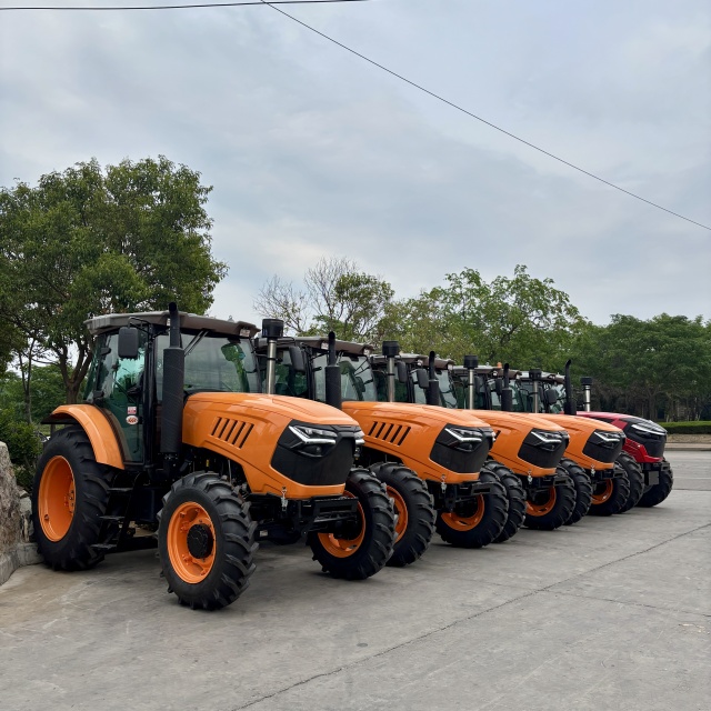 Tavol 120hp 4WD Agricultural Tractor Best Price 