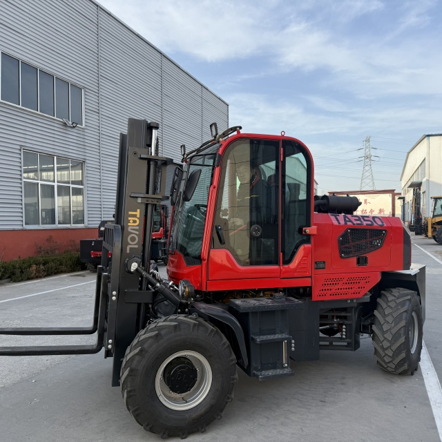 Tavol Hot Sale 3.5Ton Off-road Diesel Forklift
