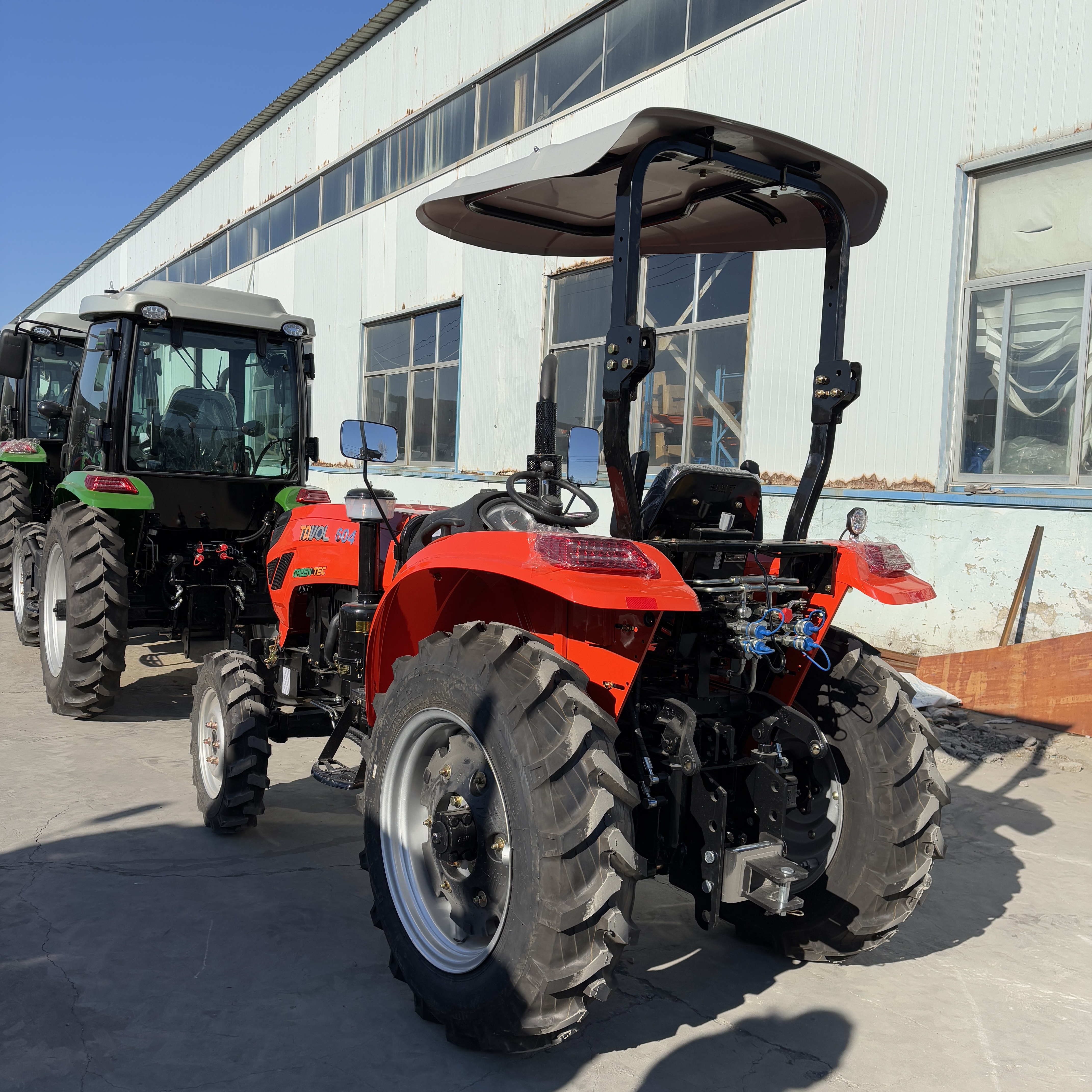 Agricultural Tractor 60hp with Sunshade Wheel Tarctor