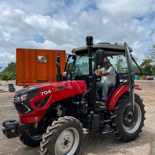 Tavol 70hp low price regular 4 wheel drive agricultural tractor