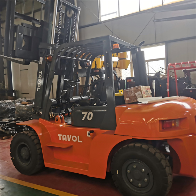Hot Sale 7T Diesel Forklift With 3M Lift Height 