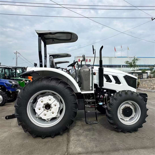 Tavol Hot Sale 4wd Wheel 90HP Agricultural Tractor