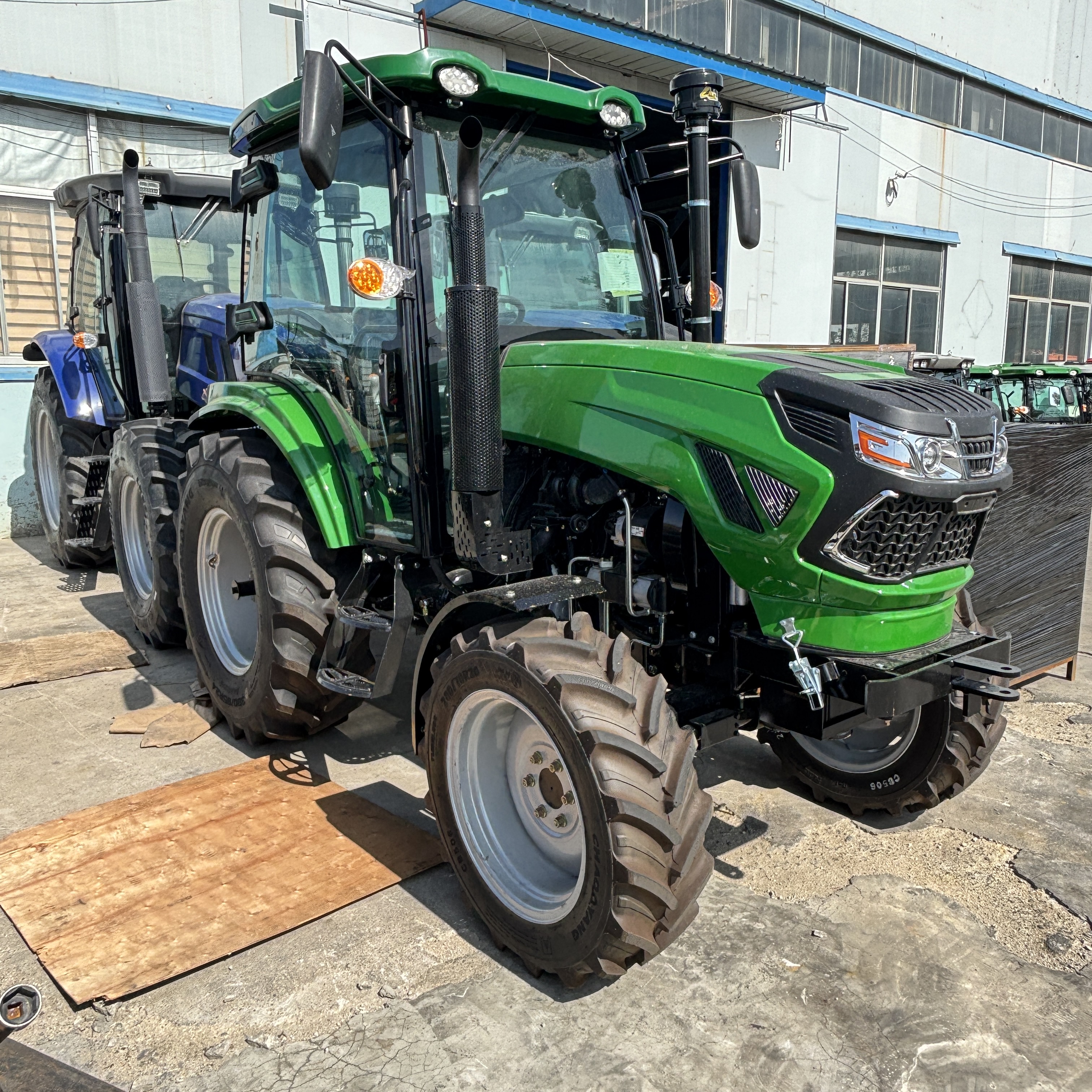 Tavol 4wd 70hp Agricultural Tractor