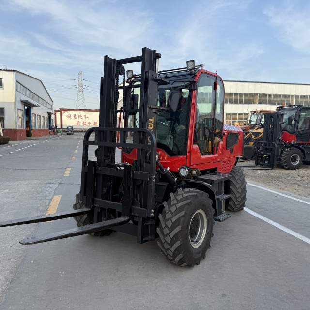 Tavol Hot Sale 3.5Ton Off-road Diesel Forklift