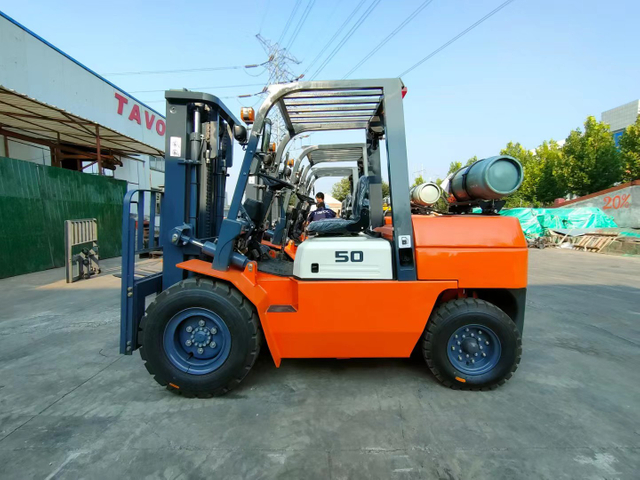 China 5-ton LPG Forklift Truck