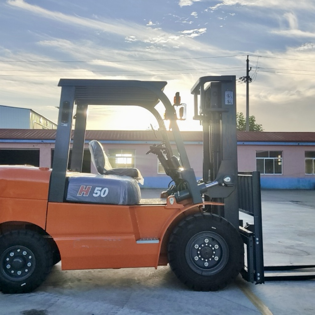 Tavol Warehousing and Logistics Tool 5T Diesel Forklift Truck