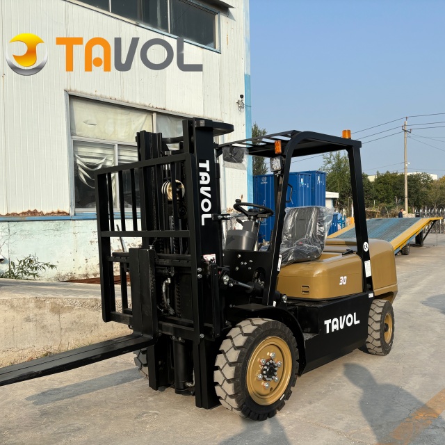 Tavol Low Price High Quality 3T Diesel Forklift Truck