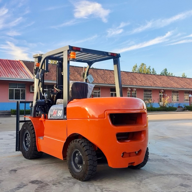 Tavol Warehousing and Logistics Tool 5T Diesel Forklift Truck