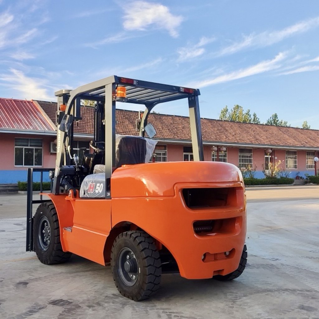 Tavol Warehousing and Logistics Tool 5T Diesel Forklift Truck