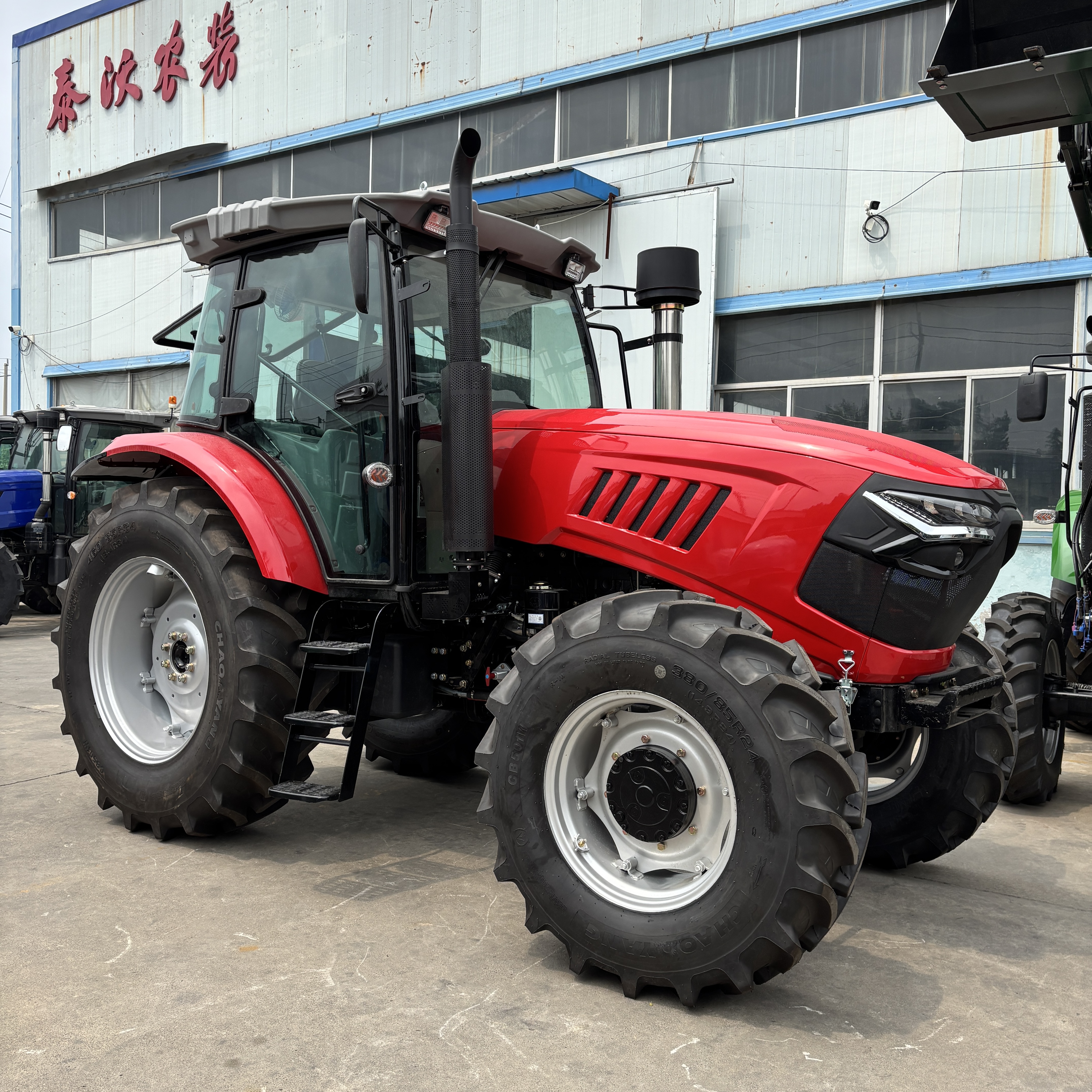 Large Full Container 150hp Agricultural Wheel Tractor 