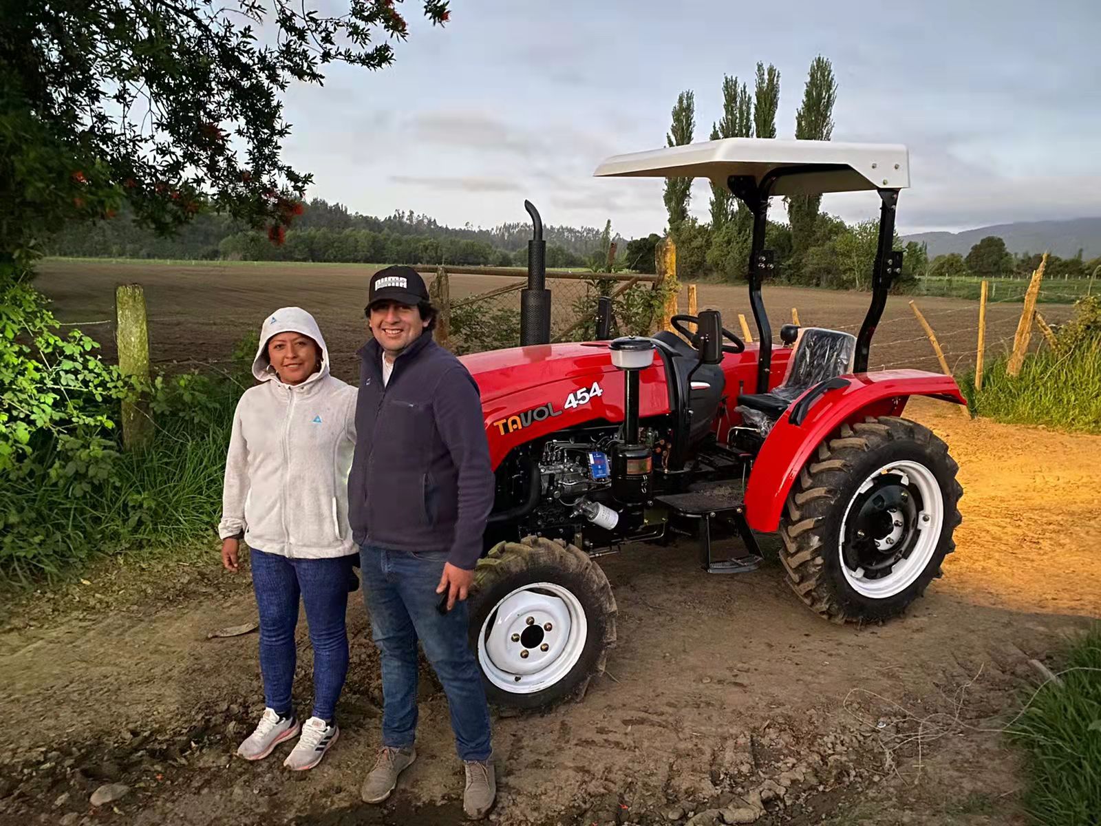 Tavol Agricultural Tractor 30hp 45hp 50hp 60hp Tractor 4wd Farm 